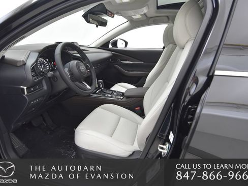 Used 2025 MAZDA CX-30 AWD 2.5 S w/ Premium Package image 19