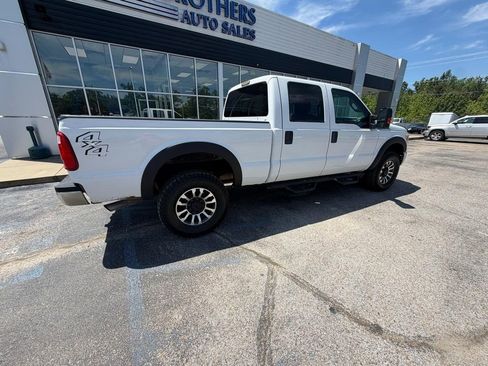 Used 2014 Ford F350 XLT AWD/4WD image 4