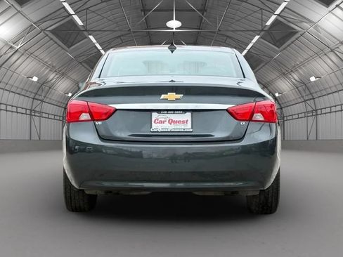 Used 2018 Chevrolet Impala LT FWD image 6