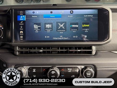 Used 2025 Jeep Wrangler Unlimited Rubicon AWD/4WD image 21