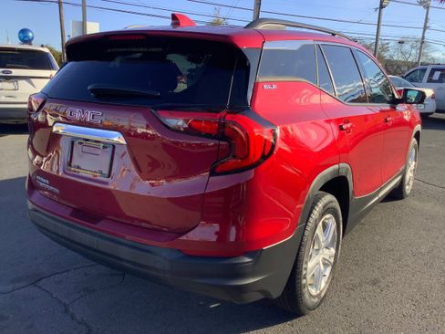 Used 2019 GMC Terrain SLE w/ Driver Convenience Package image 5