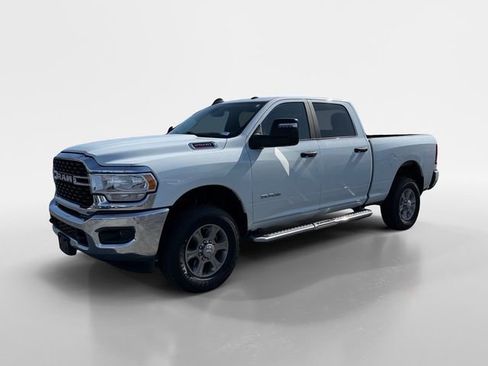 Used 2024 RAM 2500 Big Horn AWD/4WD image 1