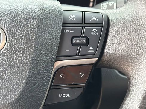 Used 2025 Toyota Camry LE image 30