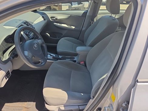 Used 2010 Toyota Corolla LE w/ All Weather Guard Pkg FWD image 10