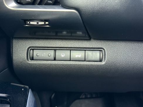 Used 2023 Nissan Pathfinder SL w/ SL Premium Package AWD/4WD image 36