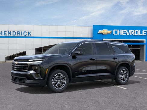 New 2026 Chevrolet Traverse LT FWD image 3
