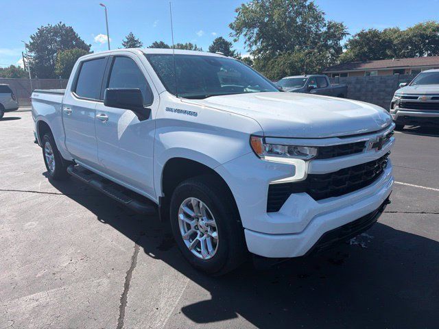 Used 2023 Chevrolet Silverado 1500 RST w/ Protection Package AWD/4WD image 4