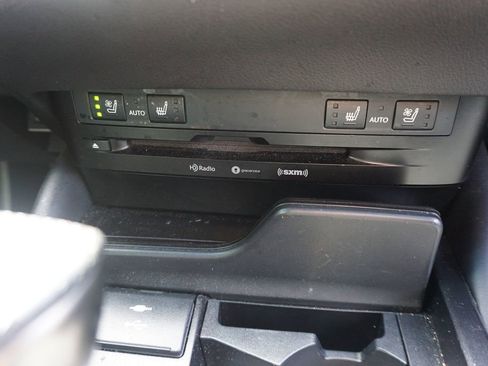 Used 2022 Lexus ES 350 F Sport w/ Accessory Package image 12