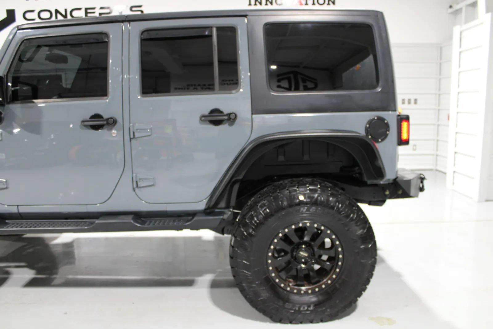 Used 2015 Jeep Wrangler Unlimited Sport w/ Quick Order Package 24S AWD/4WD image 28