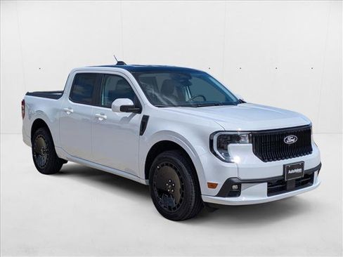 New 2025 Ford Maverick Lobo AWD/4WD image 3