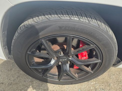 Used 2019 Jeep Grand Cherokee SRT image 33