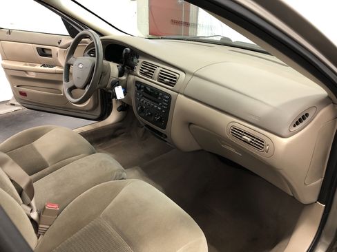 Used 2006 Ford Taurus SE image 17