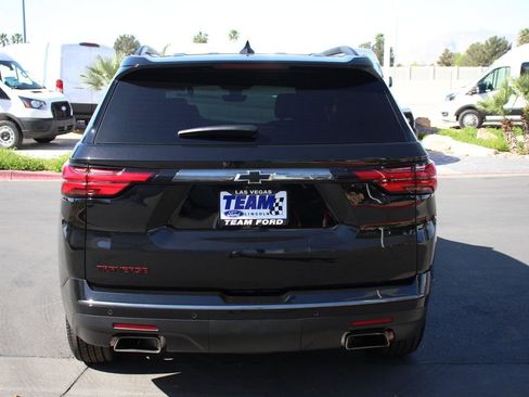 Used 2023 Chevrolet Traverse Premier w/ Redline Edition image 7