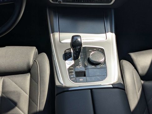 Used 2023 BMW X5 xDrive40i w/ Premium Package AWD/4WD image 21