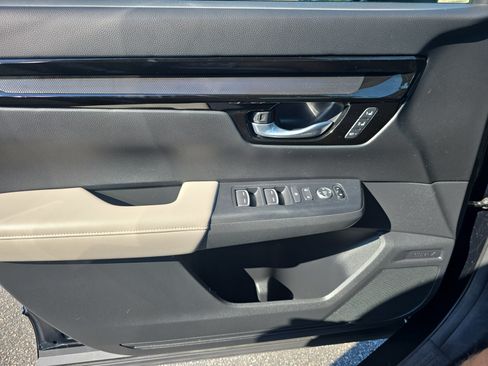 Used 2025 Honda CR-V EX-L image 26