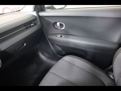 Used 2024 Hyundai Ioniq 5 SEL RWD image 18