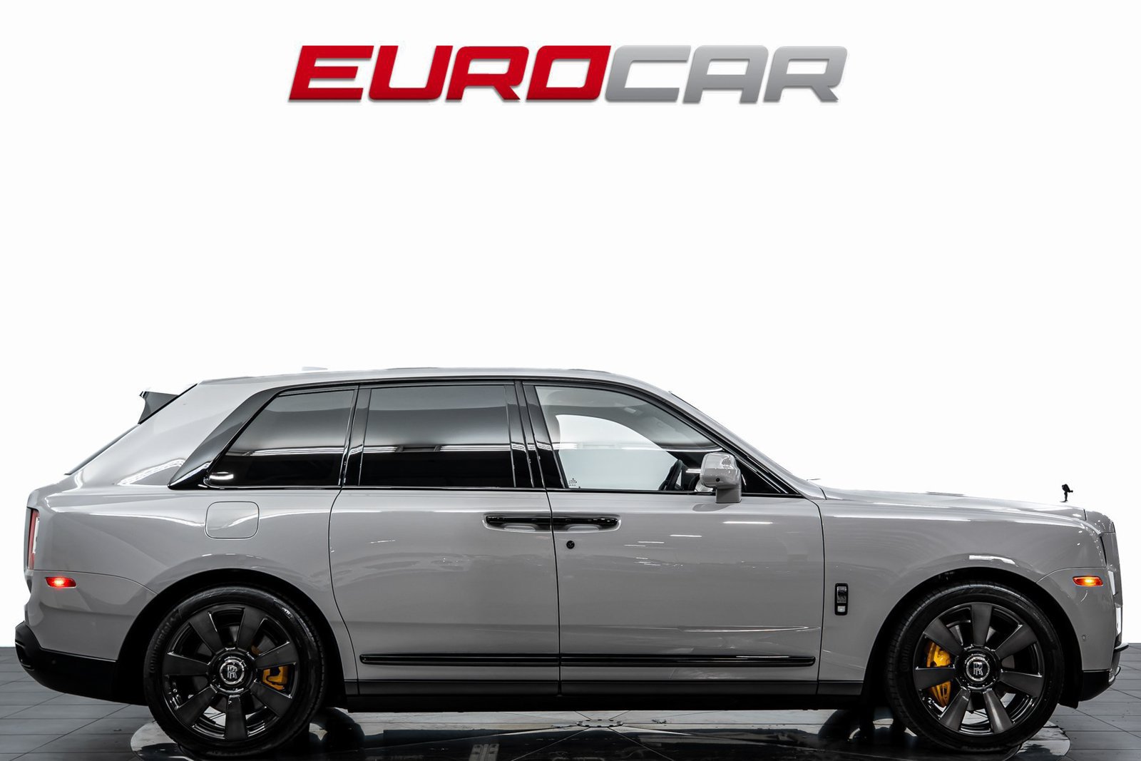 Used 2024 Rolls-Royce Cullinan AWD/4WD image 7