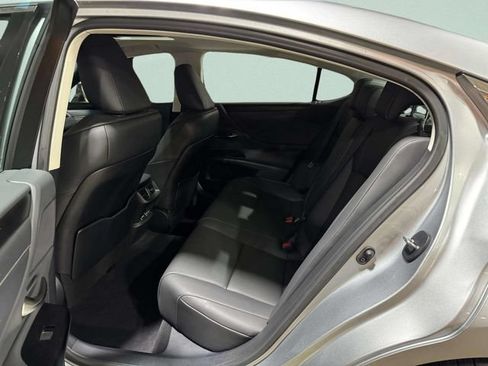 Used 2023 Lexus ES 350 w/ Premium Package FWD image 28