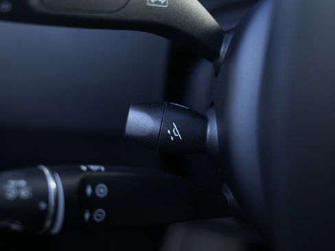 Used 2021 Tesla Model S Long Range Plus image 44