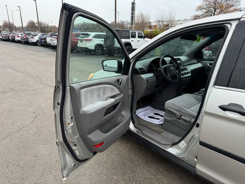 Used 2009 Honda Odyssey LX image 15