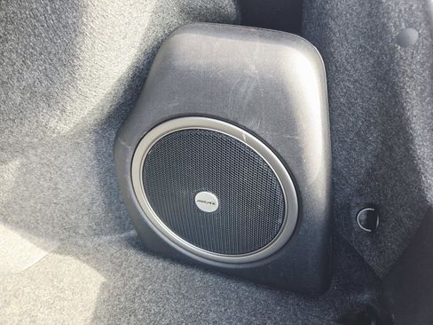 Used 2023 Chrysler 300 S image 16