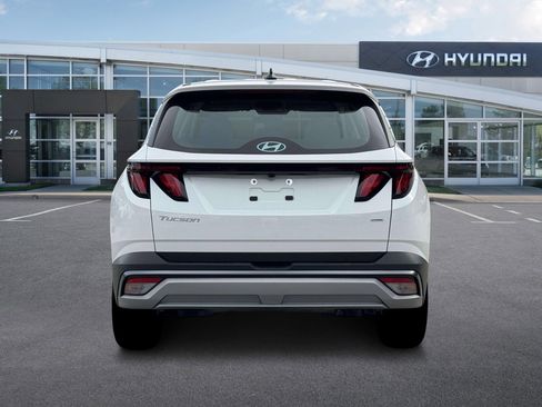 New 2026 Hyundai Tucson SE image 6