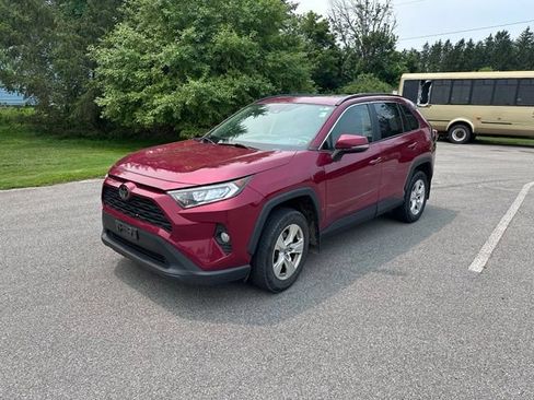 Used 2019 Toyota RAV4 XLE w/ Convenience Package AWD/4WD image 7