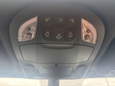 New 2026 Chrysler Pacifica Pinnacle AWD/4WD image 21