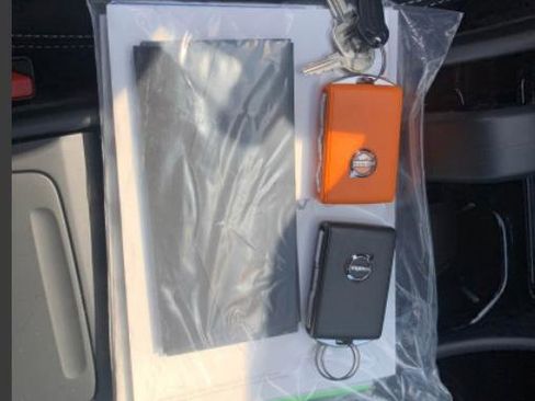 Used 2023 Volvo C40 P8 Recharge Ultimate image 4