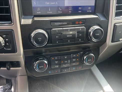 Used 2020 Ford F250 Lariat w/ Lariat Value Package AWD/4WD image 36