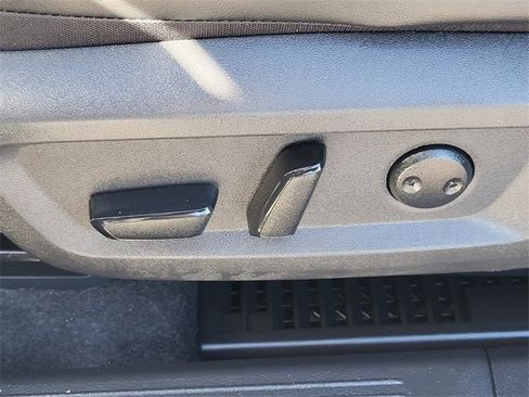 Certified 2025 Nissan Rogue Platinum w/ Platinum Premium Package image 23