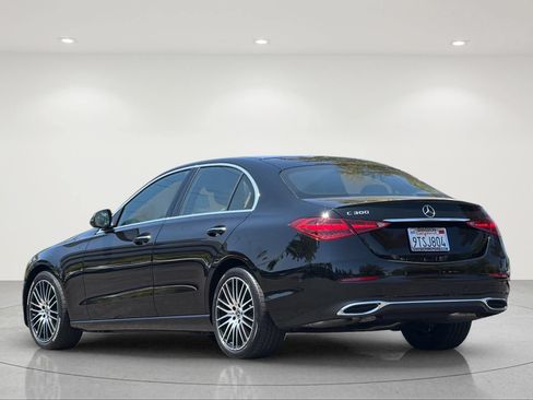 Used 2025 Mercedes-Benz C 300 Sedan image 3