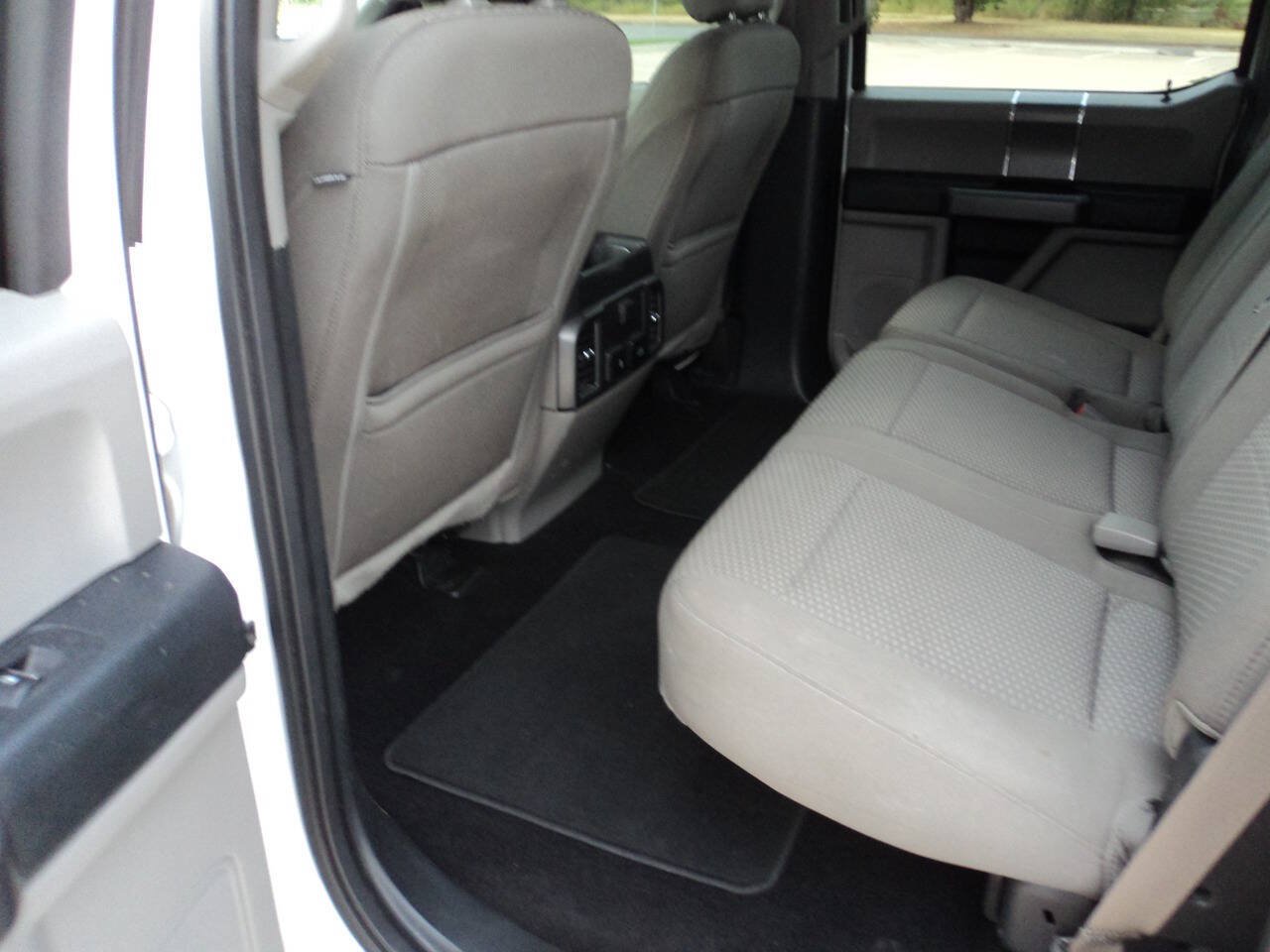 Used 2018 Ford F150 XLT w/ Equipment Group 302A Luxury AWD/4WD image 8