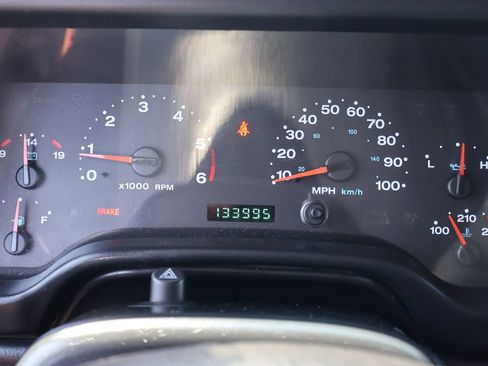Used 2006 Jeep Wrangler Unlimited AWD/4WD image 8