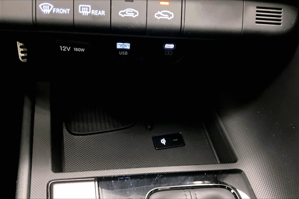 Certified 2025 Hyundai Elantra Sport FWD image 24