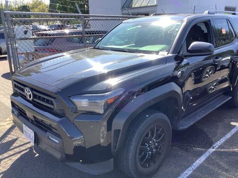 Certified 2025 Toyota 4Runner SR5 AWD/4WD image 1