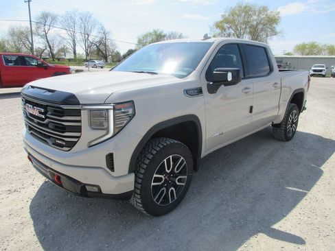 New 2026 GMC Sierra 1500 AT4 image 11