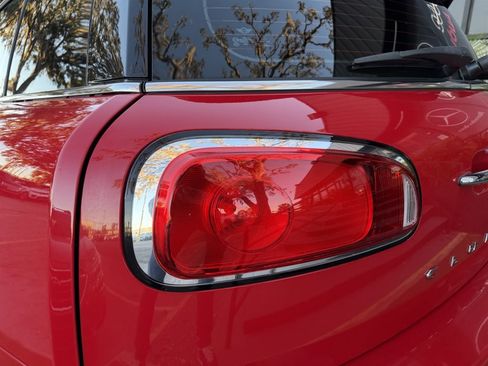 Used 2019 MINI Cooper Clubman S image 11