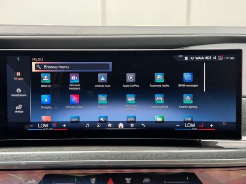 Used 2023 BMW i7 xDrive60 AWD/4WD image 30