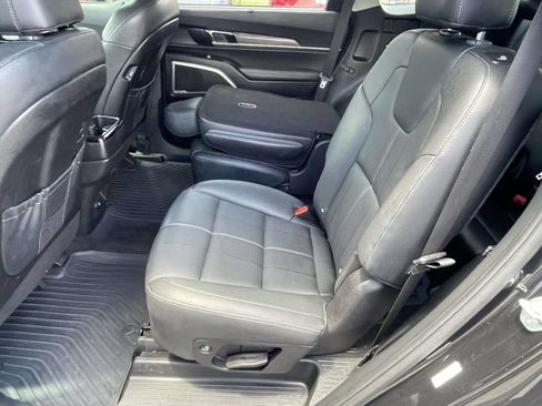 Used 2022 Kia Telluride EX w/ EX Premium Package AWD/4WD image 10