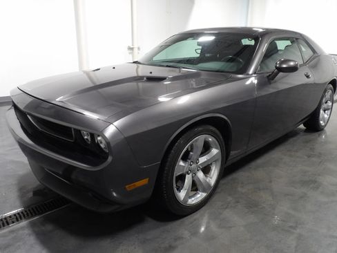 Used 2013 Dodge Challenger SXT w/ Super Sport Group RWD image 3