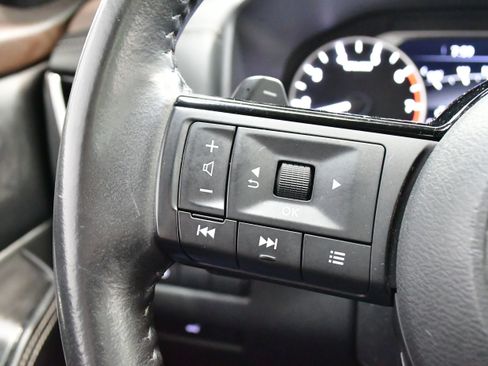 Used 2023 Nissan Rogue SL w/ SL Premium Package image 44