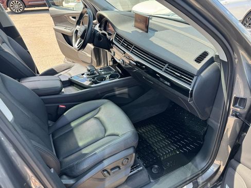 Used 2017 Audi Q7 3.0T Prestige AWD/4WD image 19
