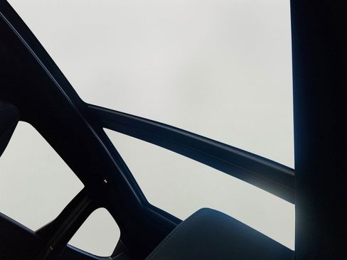 Certified 2024 BMW X1 xDrive28i image 15