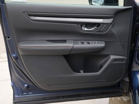 Used 2026 Honda CR-V Sport-L image 12
