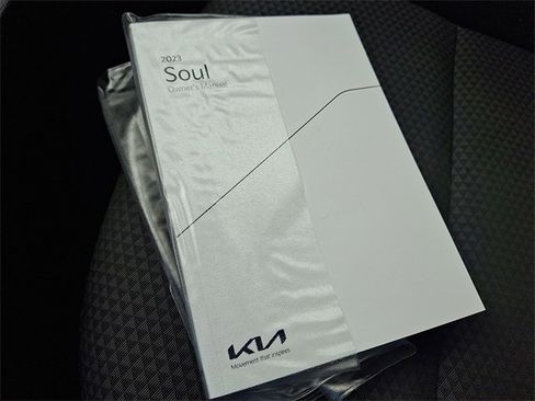 Certified 2023 Kia Soul LX w/ LX Technology Package image 24