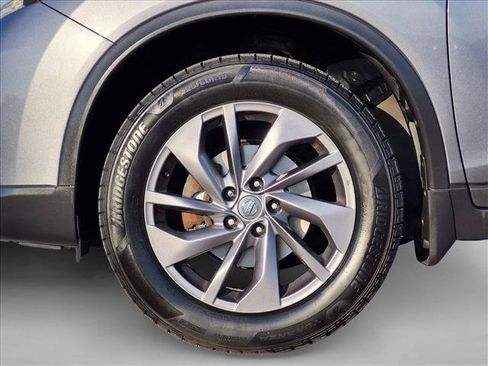 Used 2016 Nissan Rogue SL w/ SL Premium Package AWD/4WD image 24