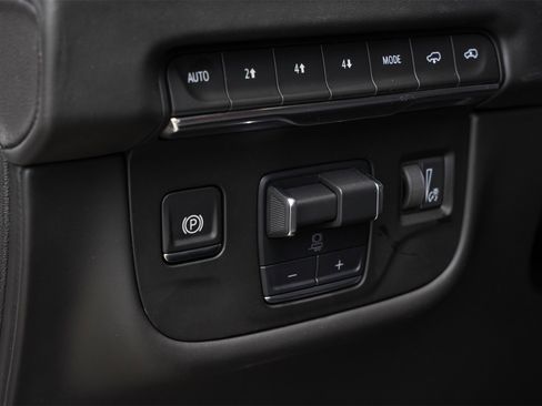 New 2025 Cadillac Escalade Sport Platinum w/ LPO, ONYX Package image 15