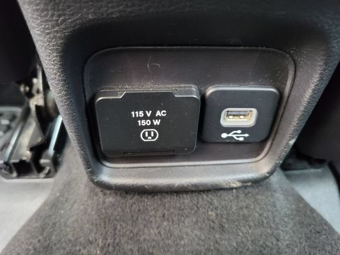 Used 2019 Jeep Compass Trailhawk w/ Cold Weather Group AWD/4WD image 43