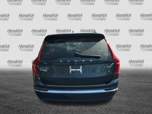 Certified 2023 Volvo XC90 B5 Plus w/ Protection Package Premier image 10
